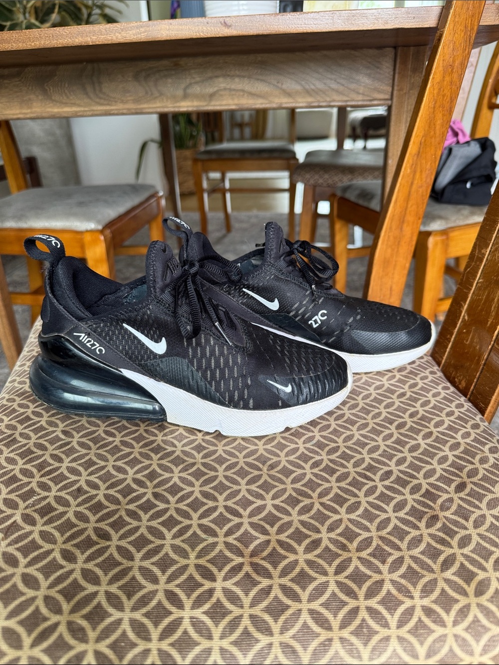 Black Nike 270’s  - Brand:Nike